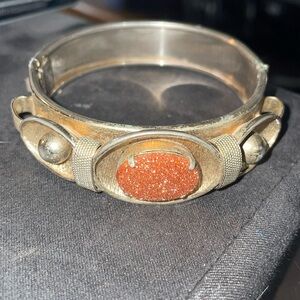 Vintage sun stone goldtone clip bracelet